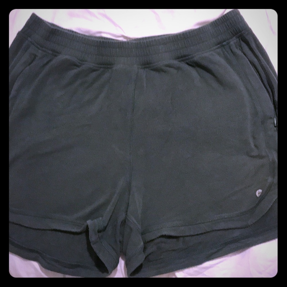 2 pairs Active Life shorts